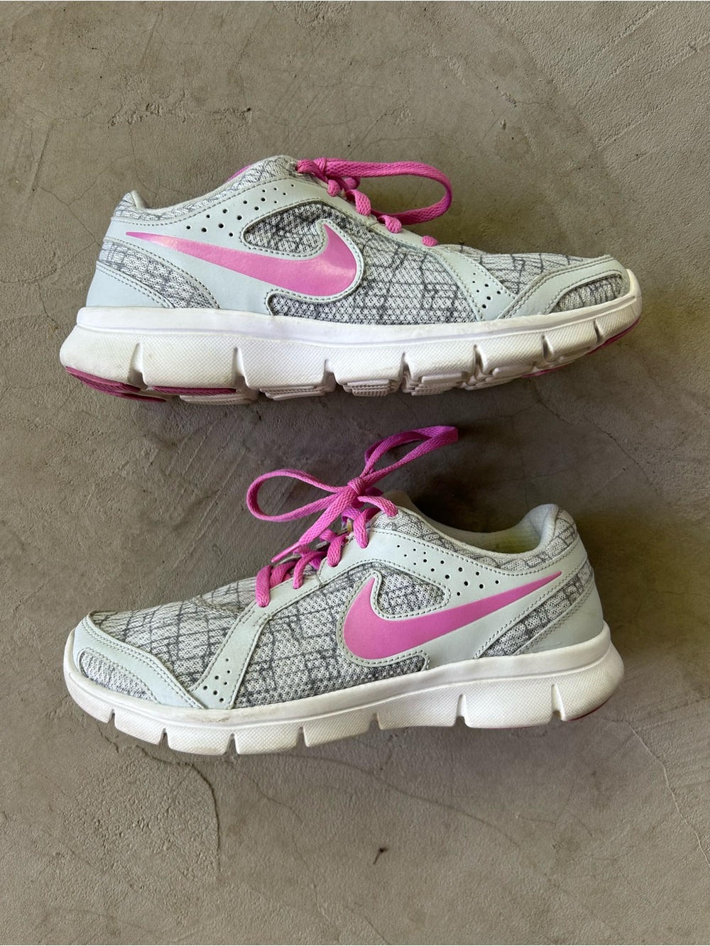 🆕 Listing!  Nike | Flex Experience RN 2